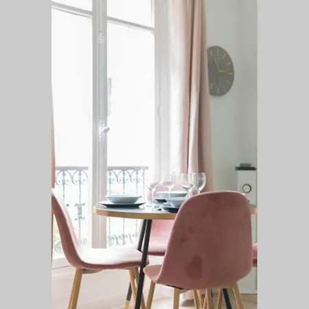 Splendide 10 Min Du Parc Monceau - 4p Apartman *